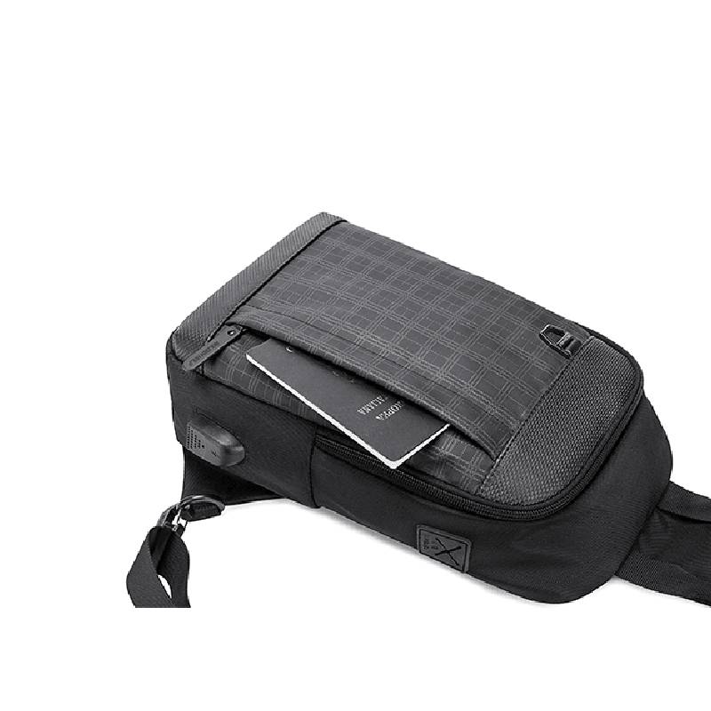 Golden Wolf By Arctic Hunter Cross Back Bag, GXB00124 - Black